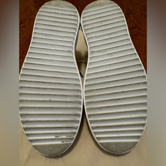 louis vuitton sneaker women in size 8US 39UK good as new only wore twice! - Picture 13 of 16